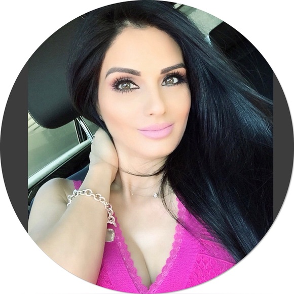 aroosak_a